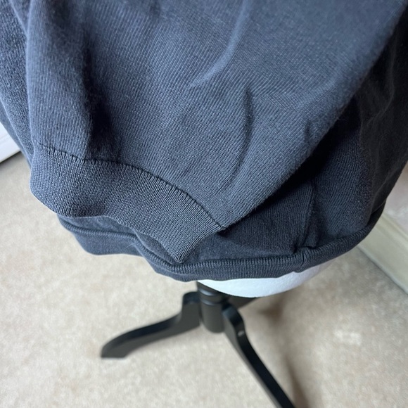 Lands' End Black 3/4th Sleeve Top Size XL/P - Picture 4 of 6